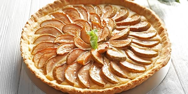 Яблучно-суничний пиріг